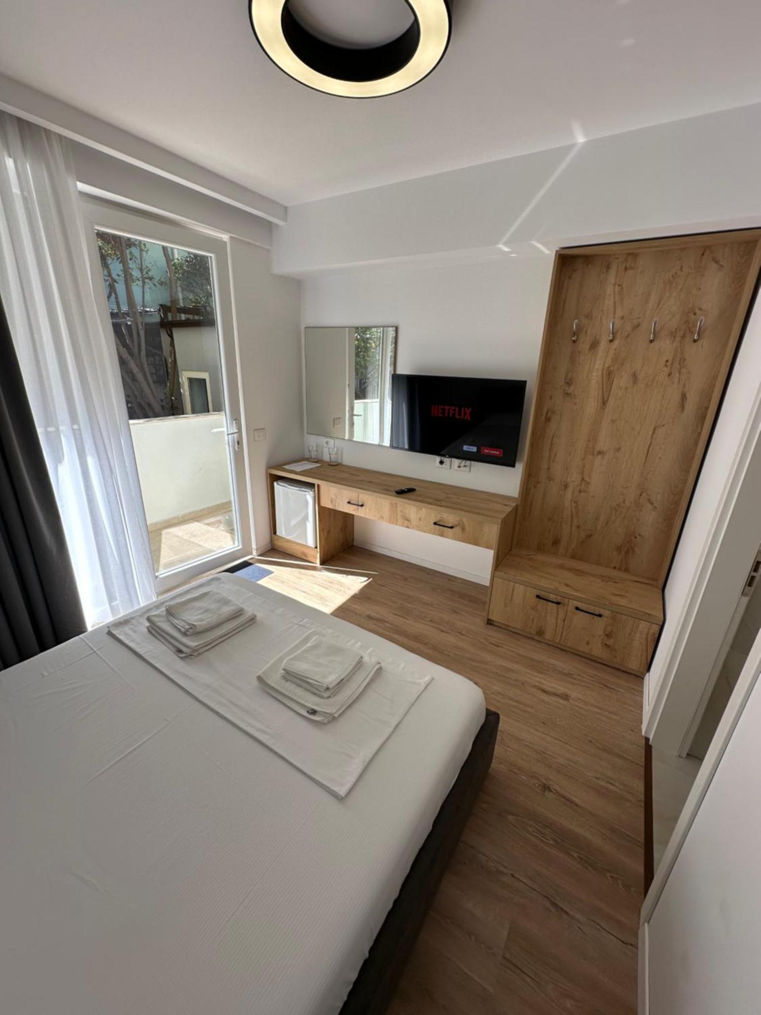 New Bazaar Studios Tiran Dış mekan fotoğraf