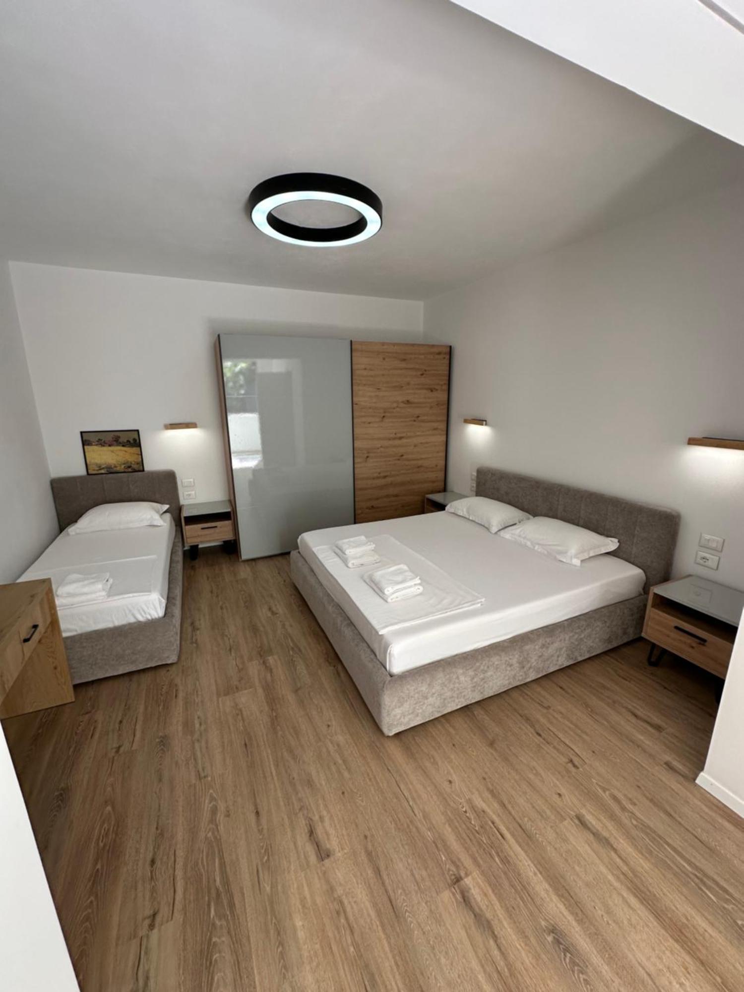 New Bazaar Studios Tiran Dış mekan fotoğraf
